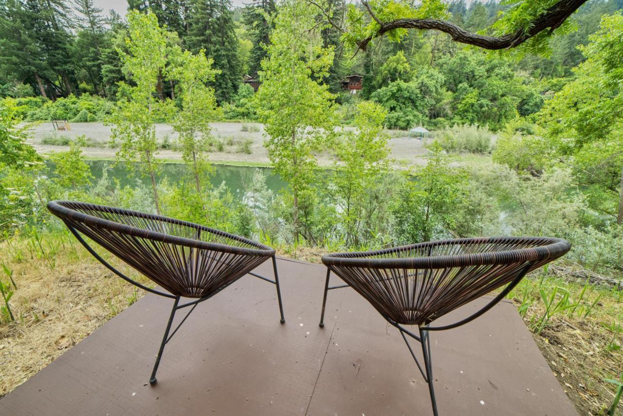 Rivers Breeze Relaxing Riverside Cabin With Private Suite Kayaks Healdsburg Exterior foto
